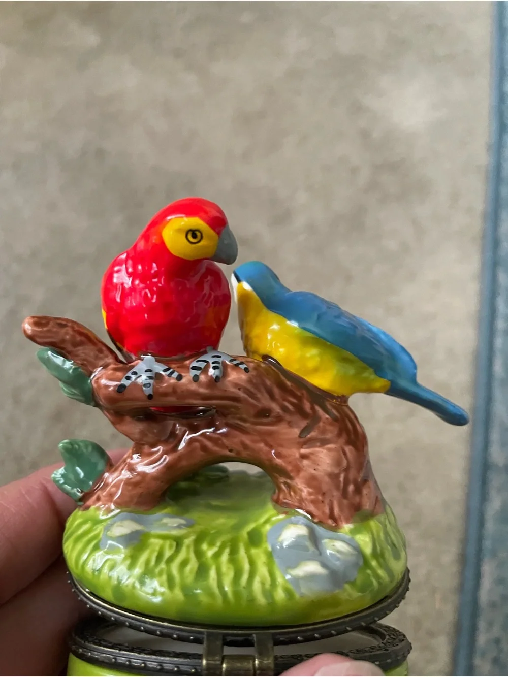 Colorful Ceramic Parrot Jewelry Trinket Box - with Baby Parrot. 🦜